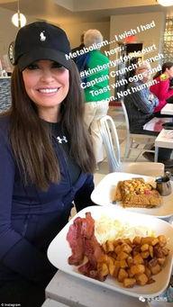 儿子跟后妈吃瓜视频,家庭温馨瞬间曝光