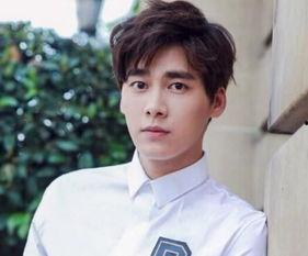 李易峰吃瓜完整视频,揭秘娱乐圈幕后真相