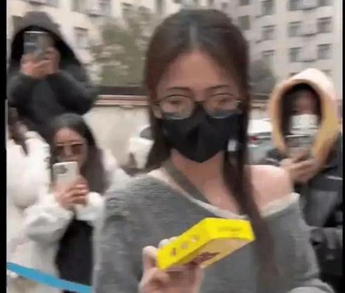 爆料吃瓜猎奇视频,吃瓜群众背后的真相与争议