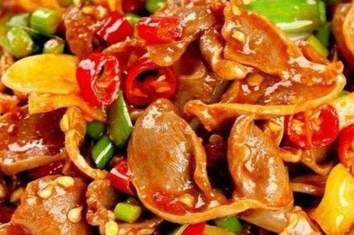 外国女吃酸辣瓜视频播放,外国美女尝鲜，网友热议全球美食文化碰撞