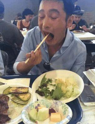 八碗二哥吃瓜视频下载,揭秘幕后真相，带你领略网络红人魅力