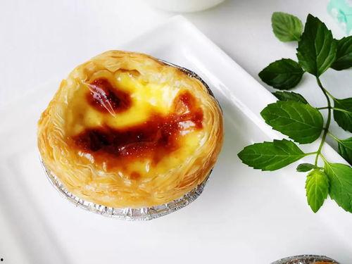 无敌小浓瓜吃大蛋挞视频,趣味横生美食之旅