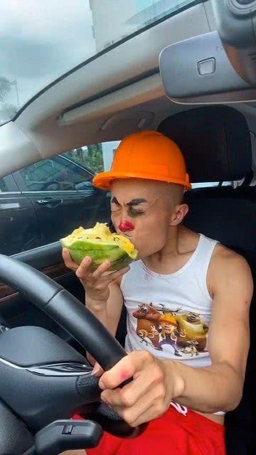 光头强吃瓜视频,揭秘娱乐圈幕后真相