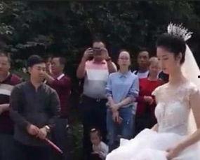 新郎当官吃瓜视频,一场别开生面的吃瓜盛宴